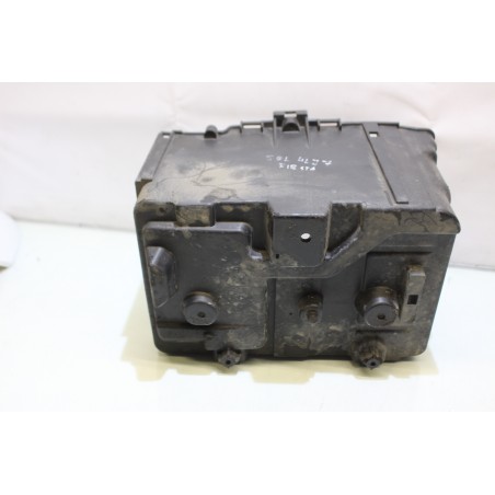 PODSTAWA AKUMULATORA FORD FIESTA MK6 1.4TDCI