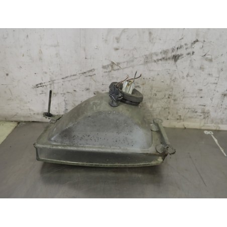 LAMPA PRAWA PRZEDNIA VOLKSWAGEN T4 TRANSPORTER 1.9 