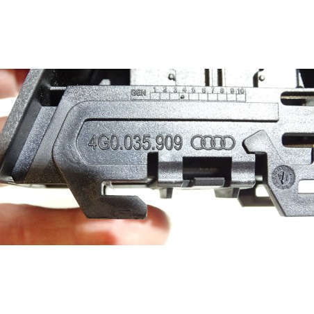 GNIAZDO MULTIMEDIÓW PRZEWÓD USB AUDI A6 C7 