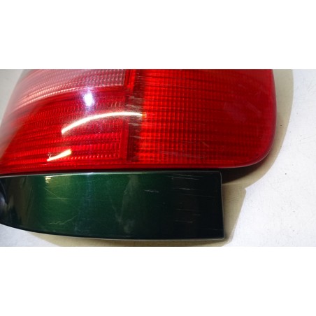 LAMPA PRAWA TYLNA AUDI A4 B5 1.9TDI 