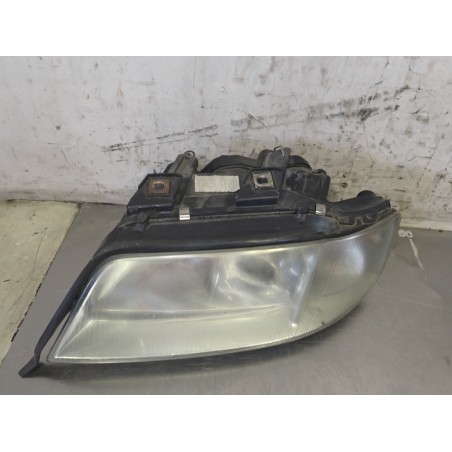 LAMPA LEWA PRZEDNIA AUDI A6 C5 2.5 