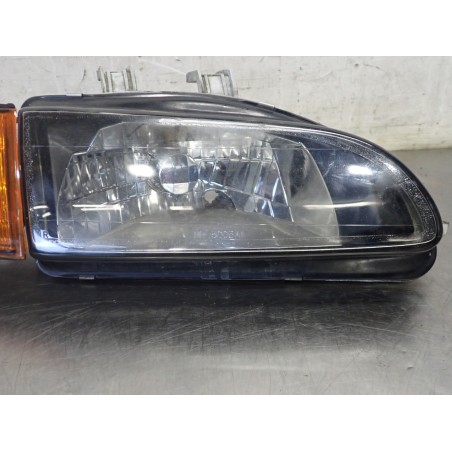 LAMPA PRAWA PRZEDNIA HONDA CIVIC V D16Z9 