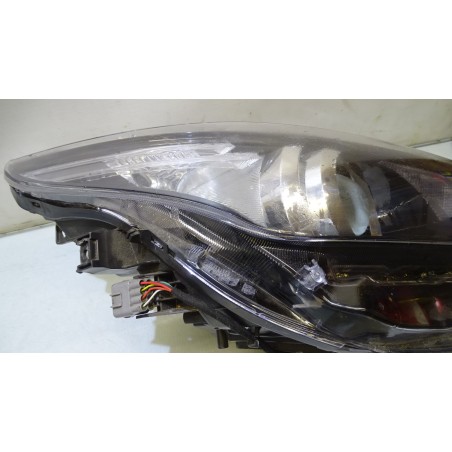 LAMPA PRAWA PRZEDNIA TOYOTA AURIS II LIFT 81110-02K30