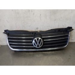 GRILL ATRAPA VOLKSWAGEN PASSAT B5 FL 1.9 3B0853651L