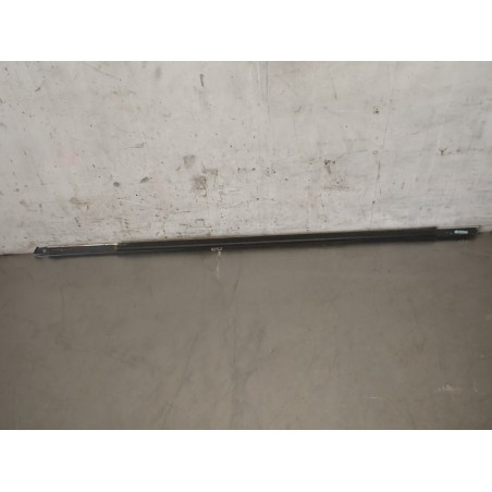 LISTWA ZGARNIAJĄCA PRAWY PRZÓD OPEL INSIGNIA A LIFT 22834289