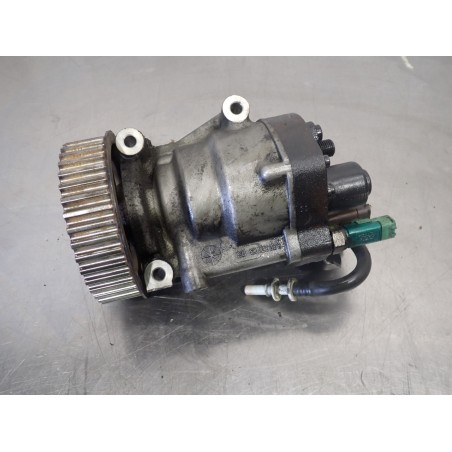 POMPA WTRYSKOWA RENAULT CLIO III LIFT 1.5  9303Z113  8200707450    8200057225