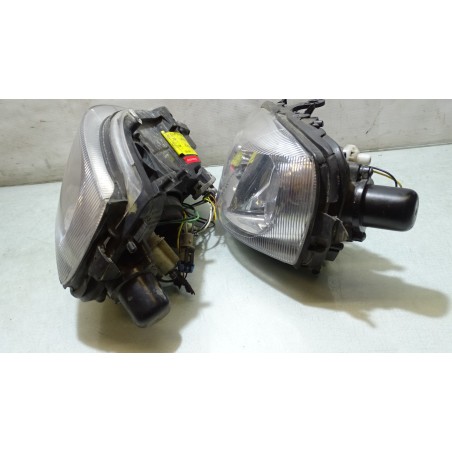 LAMPA PRAWA LEWA PRZEDNIA OPEL ASTRA G 1.6