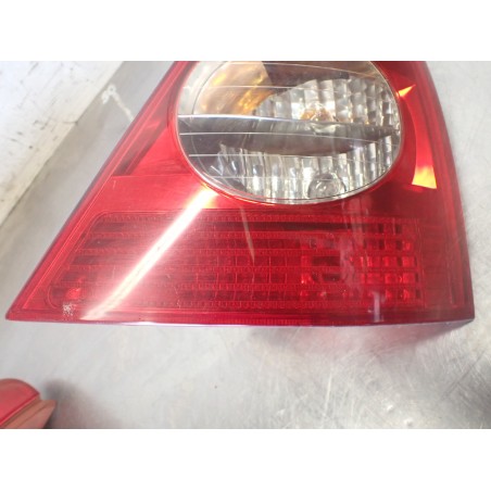 LAMPA PRAWA TYLNA RENAULT CLIO II LIFT 