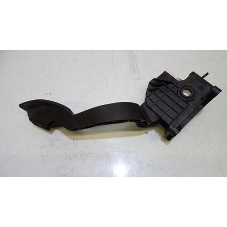 POTENCJOMETR GAZU OPEL CORSA D 1.4 55702020