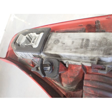 LAMPA LEWA TYLNA RENAULT CLIO II LIFT 