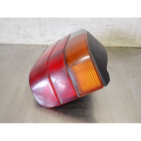 LAMPA PRAWA TYLNA BMW E36 318 TDS KOMBI 1.7 8371936  8371938