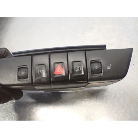 PANEL PRZEŁĄCZNIKÓW VOLKSWAGEN NEW BEETLE 1.9 1C0857857