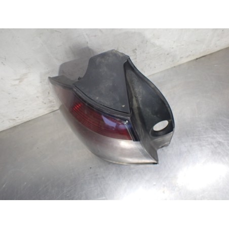 LAMPA LEWA TYLNA OPEL ZAFIRA B 1.9 