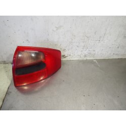 LAMPA PRAWA TYLNA AUDI A6 C5 2.5 