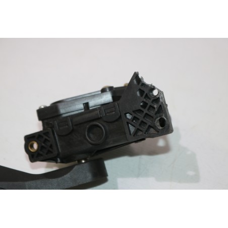 POTENCJOMETR GAZU VOLVO V70 II 30683515