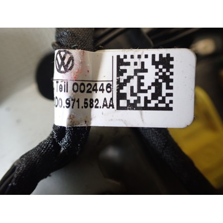 PODUSZKA KIEROWCY VOLKSWAGEN TOUAREG 5.0 7L6880201DA