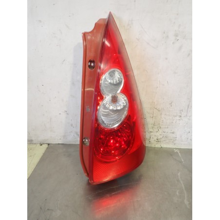 LAMPA PRAWA TYLNA MAZDA 5 2.0 