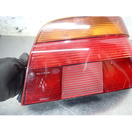 LAMPA PRAWA TYLNA BMW 528 2.8 