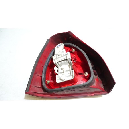 LAMPA PRAWA TYLNA AUDI A3 1.6 8L0945096