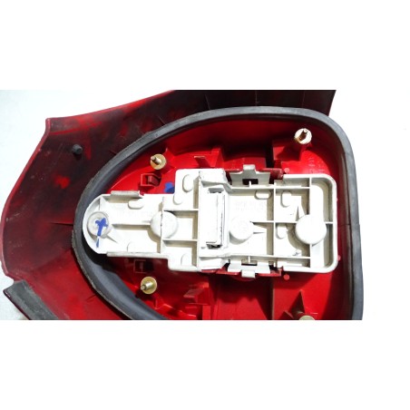 LAMPA PRAWA TYLNA AUDI A3 1.6 8L0945096