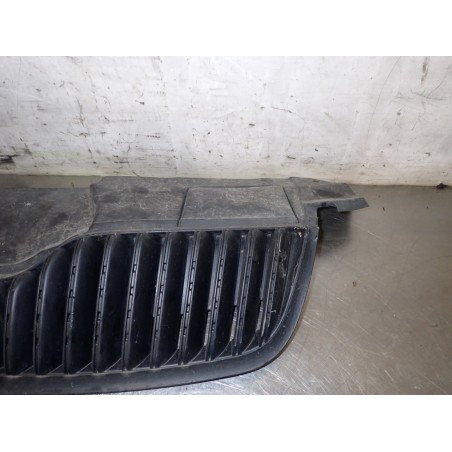 GRILL ATRAPA SKODA PRAKTIK 1.4 5J0853668