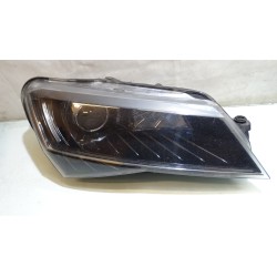 LAMPA PRAWA PRZEDNIA XENON LED SKODA SUPERB III