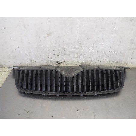 GRILL ATRAPA SKODA PRAKTIK 1.4 5J0853668