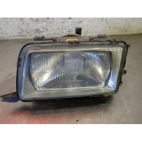 LAMPA LEWA PRZEDNIA AUDI 80 1.9 