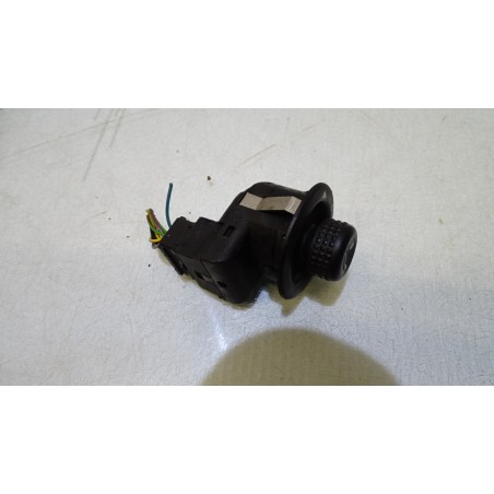 PRZEŁĄCZNIK REGULACJI LUSTEREK FORD FIESTA MK7 1.4TDCI 93BG17B676BB