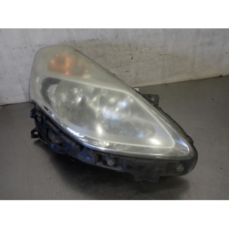 LAMPA PRAWA PRZEDNIA RENAULT CLIO III LIFT 1.5  8200892495