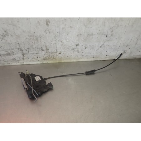 ZAMEK LEWY PRZÓD DRZWI OPEL CORSA D 1.4 13258271