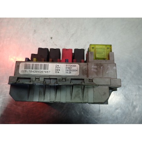 SKRZYNKA BEZPIECZNIKÓW FIAT STILO 51724394