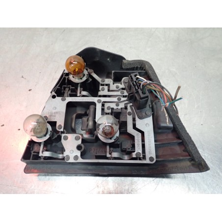 WKŁAD LAMPY LEWY TYŁ BMW E46 