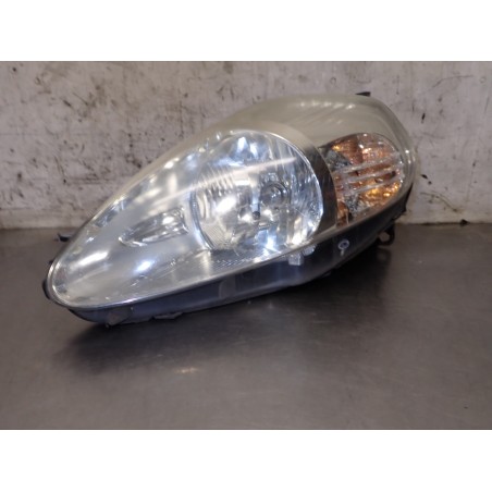 LAMPA LEWA PRZEDNIA FIAT GRANDE PUNTO 