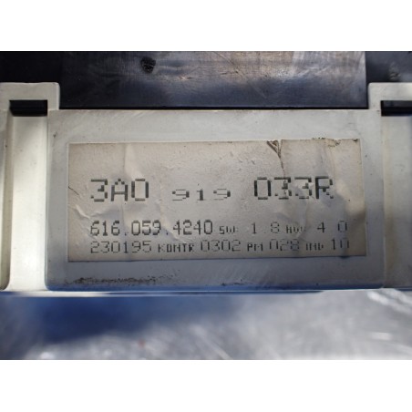 LICZNIK VOLKSWAGEN PASSAT B4  3A0919033R