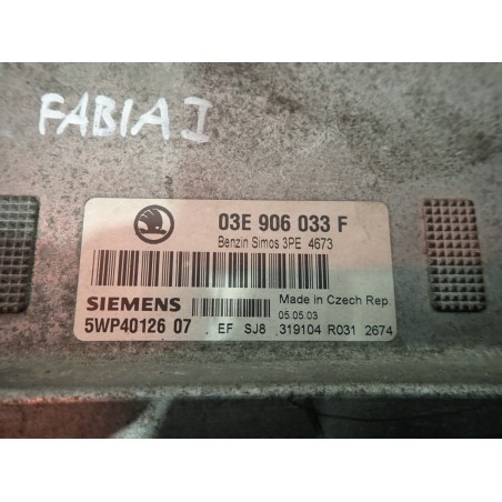 KOMPUTER SILNIKA SKODA FABIA I 03E906033F