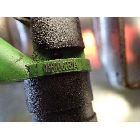 LISTWA WTRYSKOWA VOLKSWAGEN PASSAT B5 FL 06B133317L 06B906031A
