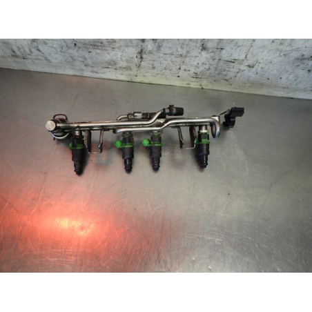 LISTWA WTRYSKOWA VOLKSWAGEN PASSAT B5 FL 06B133317L 06B906031A