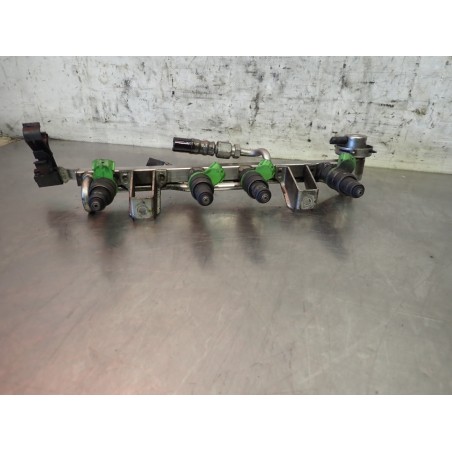 LISTWA WTRYSKOWA VOLKSWAGEN PASSAT B5 FL 06B133317L 06B906031A