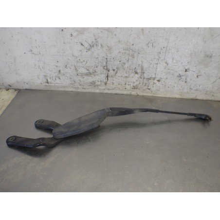 RAMIĘ WYCIERACZKI PRZÓD PRAWE MERCEDES-BENZ W211 E220 2.2 