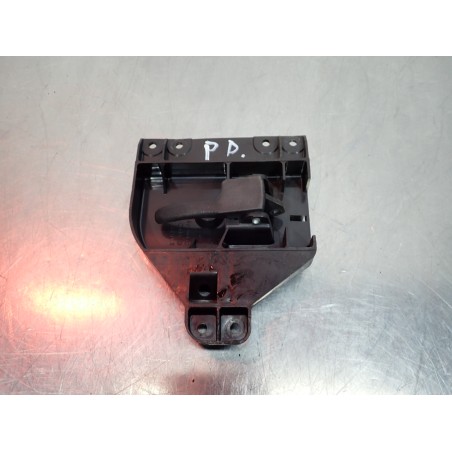 KLAMKA PRAWA PRZEDNIA WEWNĘTRZNA AUDI 80 B2 811837710
