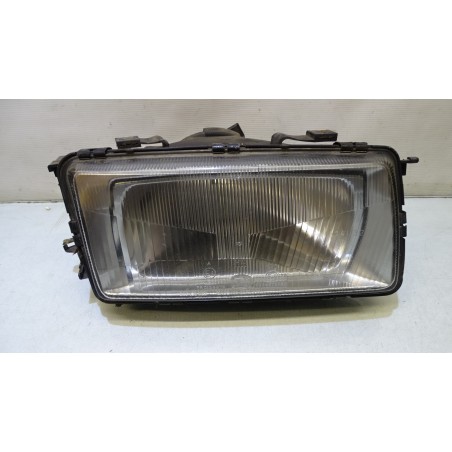 LAMPA PRAWA PRZEDNIA AUDI 80 B3 132884-01