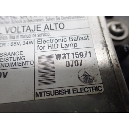 LAMPA LEWA PRZEDNIA XENON SUZUKI GRAND VITARA II 1.9