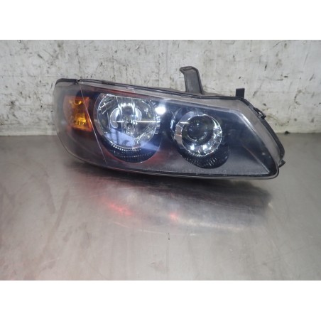 LAMPA PRAWA PRZEDNIA NISSAN ALMERA N16 LIFT 
