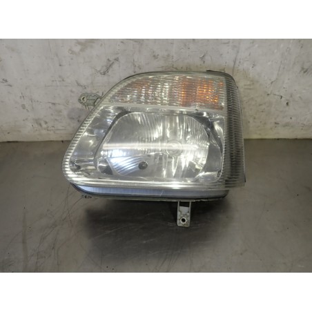 LAMPA LEWA PRZEDNIA SUZUKI WAGON R II 1.3 B 09210935