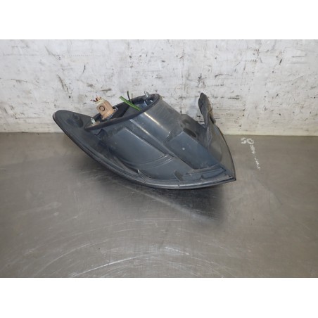 LAMPA PRAWA TYLNA W KLAPIE MAZDA 6 2.0 
