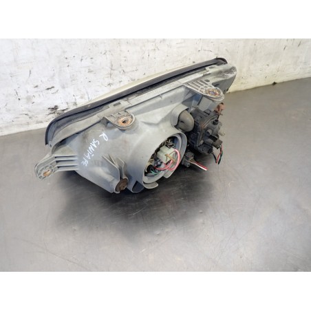 LAMPA PRAWA PRZEDNIA HYUNDAI SANTA FE I 2.0 