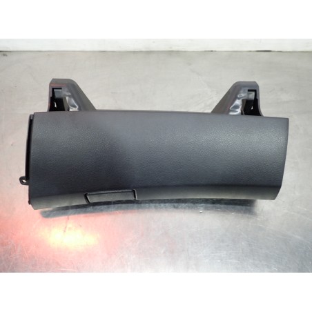 SCHOWEK PASAŻERA TOYOTA COROLLA E15 55041-02090    55437-02060