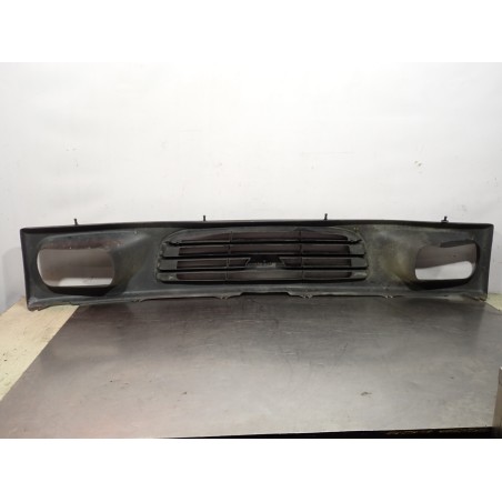 GRILL ATRAPA DAEWOO LUBLIN III 3352-8203220