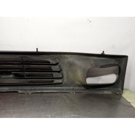 GRILL ATRAPA DAEWOO LUBLIN III 3352-8203220